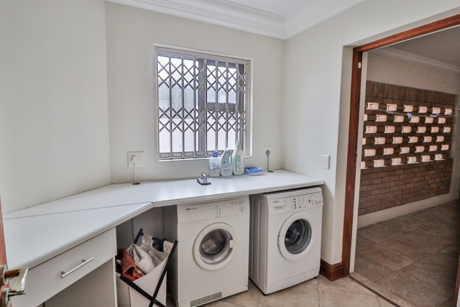 7 Bedroom Property for Sale in Myburgh Park Western Cape